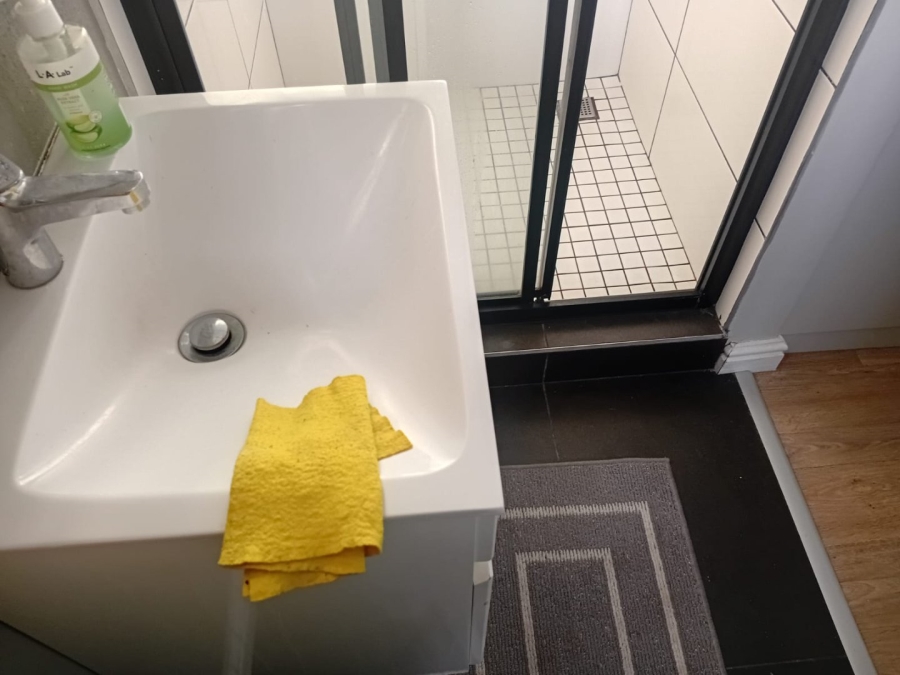 To Let 2 Bedroom Property for Rent in Table View Western Cape